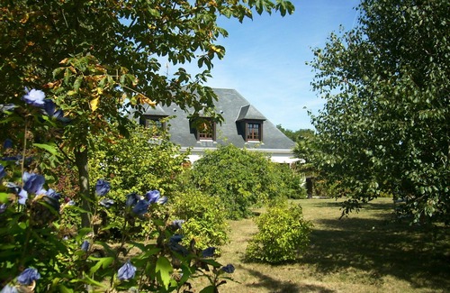 Lingreville Villa | Gîte - 3 minutes from the sea - 15 minutes from GRANVILLE - in TOURNEVILLE SUR MER.
