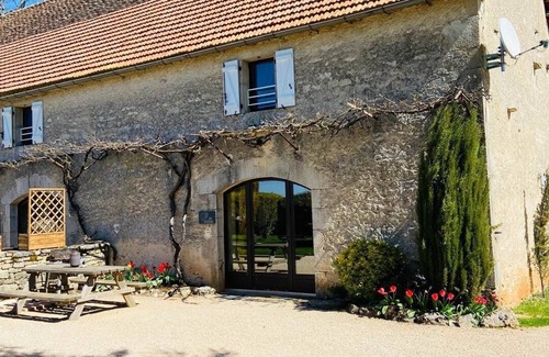 Gramat Apartment | Gite 6 people - “Le Safran”