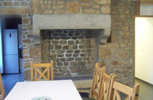 Isigny-le-Buat House | Gite 6 Personnes Baie du Mont st Michel
