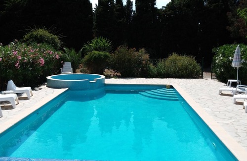 Camelas Cottage | GITE air-conditioned near Perpignan, maxi 9 Pers, Garden with trees, Swimming pool 5x10, wifi