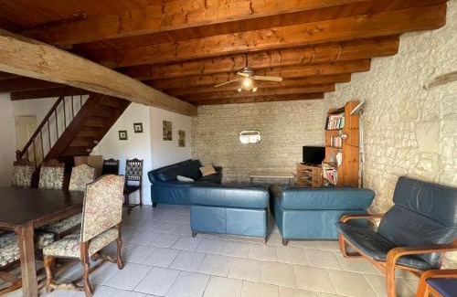 Duil-sur-le-Mignon House | Gite Andromeda - Les Constellations