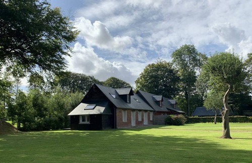 Angerville-la-Martel House | Gite Angerville-la-Martel, 2 bedrooms, 5 persons