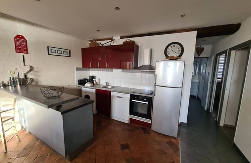 Bourgogne Apartment | Gîte Appart "La Gabare" with view of the Loire River