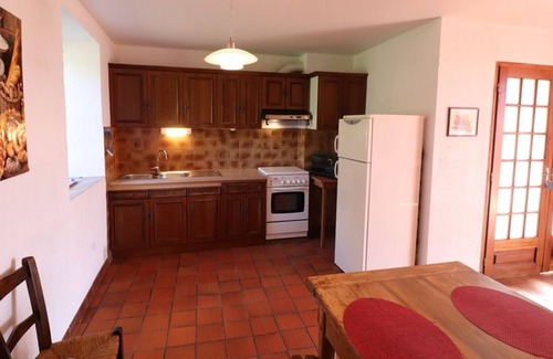 Arpajon-sur-Cere Cottage | Gite Arpajon-sur-Cère, 2 bedrooms, 4 persons