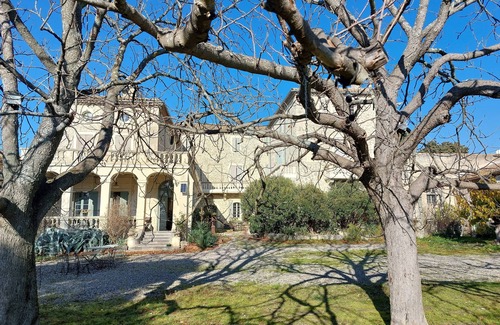 Trausse House | Gite at château de Paulignan