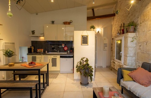 Bertric-Buree Cottage | Gite Bertric-Burée, 1 bedroom, 2 persons