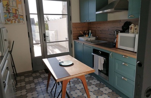 Briare Cottage | Gite Briare, 4 bedrooms, 11 persons