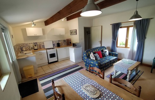 Bellon Cottage | Gîte "Camille" classified 3* for 2 persons with swimming pools