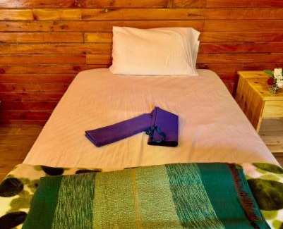 Tilougguite Hotel | Gite Cathedrale Imsfrane