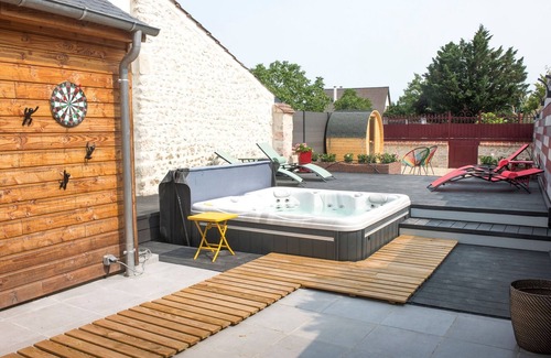 Checy Cottage | Gite Chécy, 3 bedrooms, 6 persons