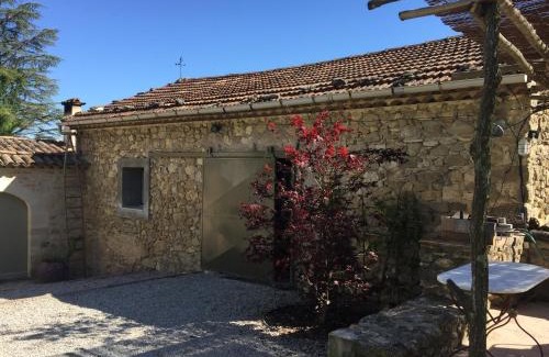 Pierrerue House | GITE COCOTTE