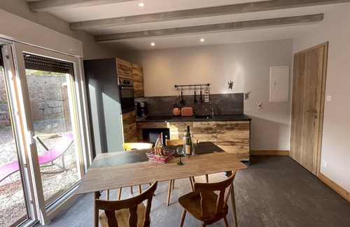 Dambach-la-Ville Cottage | Gite Coté Rempart, spacious, Ground floor, Terrace