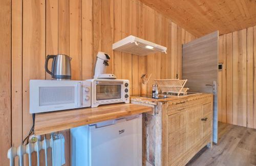 Saint-Antoine-l'Abbaye Apartment | Gite de la Maroquinerie