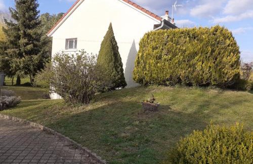 Autet House | Gite de la plage proche de la Saône