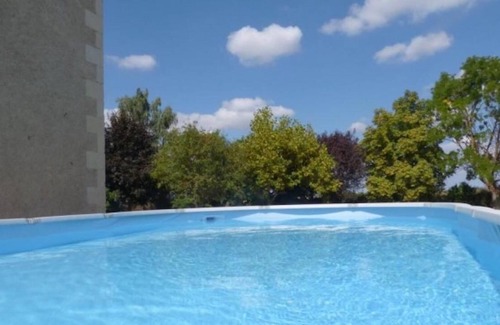 Saint-Jean-de-Thouars Apartment | Gite de Saint Jean - Near Saumur
