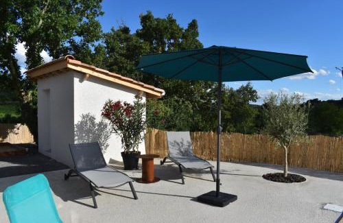 Balazuc House | Gite des Clapas Flora, villa avec piscine privée