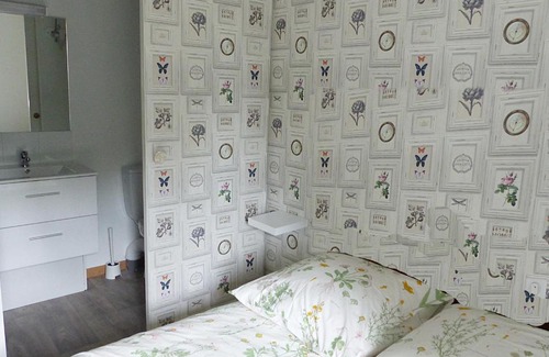 Roanne House | Gite des Loges du Château de Matel