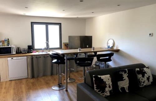 Saint-Martin-de-la-Porte Apartment | Gite du Chalet Barnabas Relais Motards