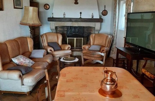 Senaillac-Latronquiere House | Gite du Fabre - SENAILLAC-LATRONQUIERE