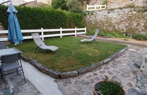 Mauleon Apartment | Gite du Porche 79700 Mauléon 20min Puy du FOU