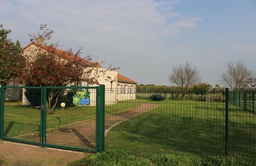 Landemont House | Gite En Campagne Isatis