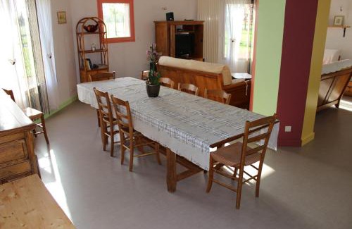 Landemont House | Gite En Campagne Isatis