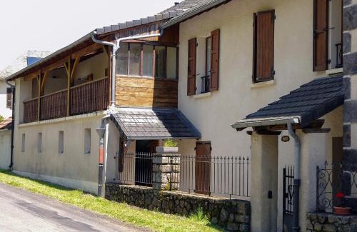 Lascelle House | Gite en duplex 4 personnes, Vallée de la Jordanne, Cantal