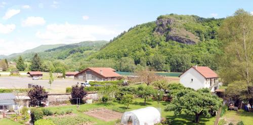 Lascelle House | Gite en duplex 4 personnes, Vallée de la Jordanne, Cantal