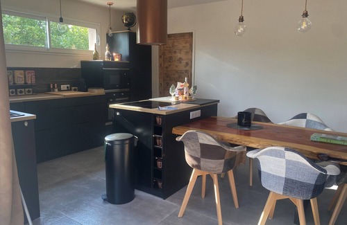 Saint-Saturnin-les-Apt Villa | GITE EN LUBERON near GORDES.