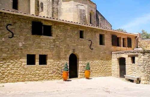 Sauveterre House | Gite en Provence proche Avignon