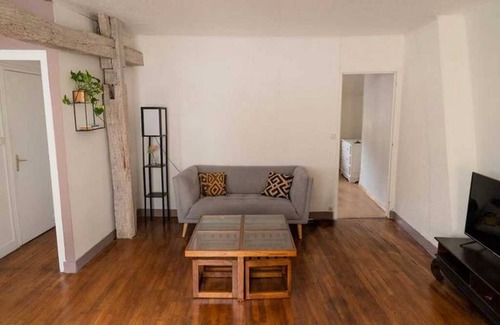 Beaugency Apartment | Gite Entre Historique Beaugency