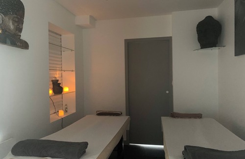 Touques Cottage | Gîte for 2personnes with private terrace and jacuzzi deauville-Touques