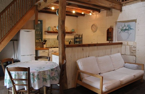 Nanteuil-de-Bourzac Cottage | Gite farm-stay with private pool in rural Dordogne near Verteillac /Riberac