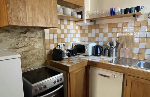 Saint-Privat-de-Champclos House | Gîte 6 pers, terrace, 12km from the Ardèche gorges, at the gateway to the Cévennes