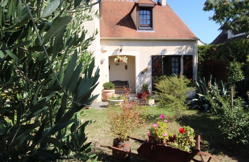 Herblay Cottage | Gite Herblay, 1 bedroom, 3 persons
