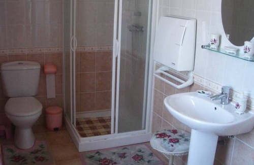 Heugueville-sur-Sienne Cottage | Gite Heugueville-sur-Sienne, 3 bedrooms, 6 persons