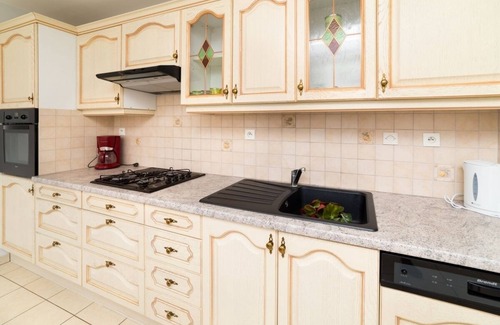 Saint-Clet House | GITE IN THE COUNTRYSIDE BETWEEN LAND AND SEA 20KMS FROM THE SEA