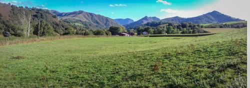 Saint-Michel House | Gite individuel au pays BASQUE à 1,5km de ST-Jean-Pied-de-port
