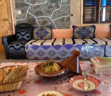 Zaouiat Ahansal House | Gite Itran Taghia