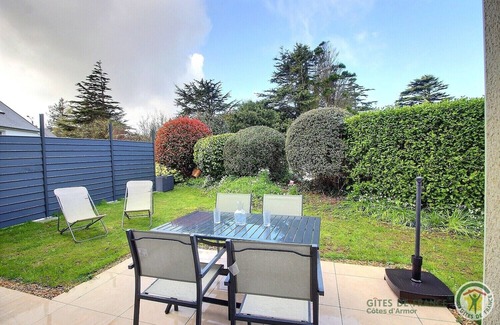 Perros-Guirec House | Gîte Kerstephan T2 600m from the beach of Trestraou
