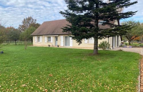 Arnage House | Gite l Auvetia 150 circuit 24 h