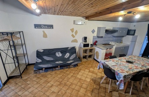 Roquefort-des-Corbieres House | Gîte La Capelle for 7 People, with Pool