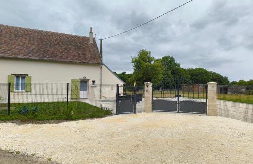 Breteau House | gite la garenne de freteau, avec accès étang privé , idéal pour un séjour en famille