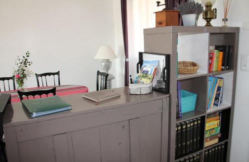 Saint-Pierre-la-Garenne House | Gite Labradors De Bailly - Giverny