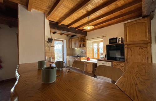Laprugne Cottage | Gite Laprugne, 3 bedrooms, 8 persons