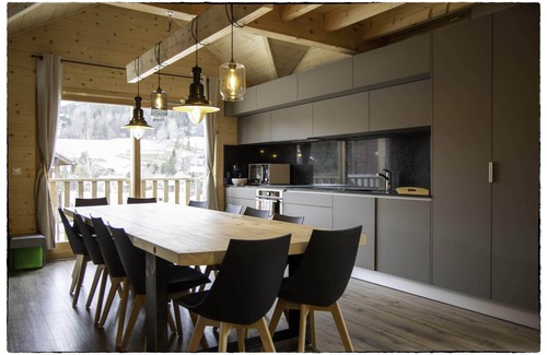 Correncon-en-Vercors House | gite "le cabanon" near the slopes and the village center