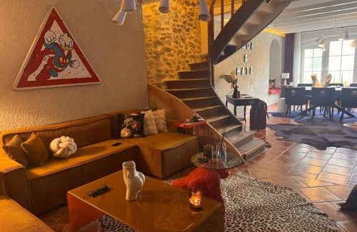 Le Puy House | Gite Le charme 1 a 8 PAX