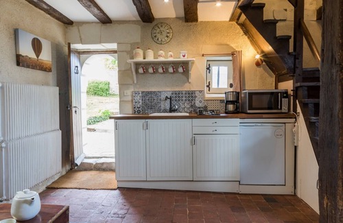 Montlouis-sur-Loire House | Gîte "Le Colombier", between the vineyards and the Loire