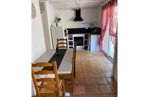 Prat-de-Cest Apartment | Gite le "Grenache" ideal for recharging one's batteries in nature