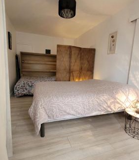 Saint-Aubin-du-Plain House | Gite le Petit Doué